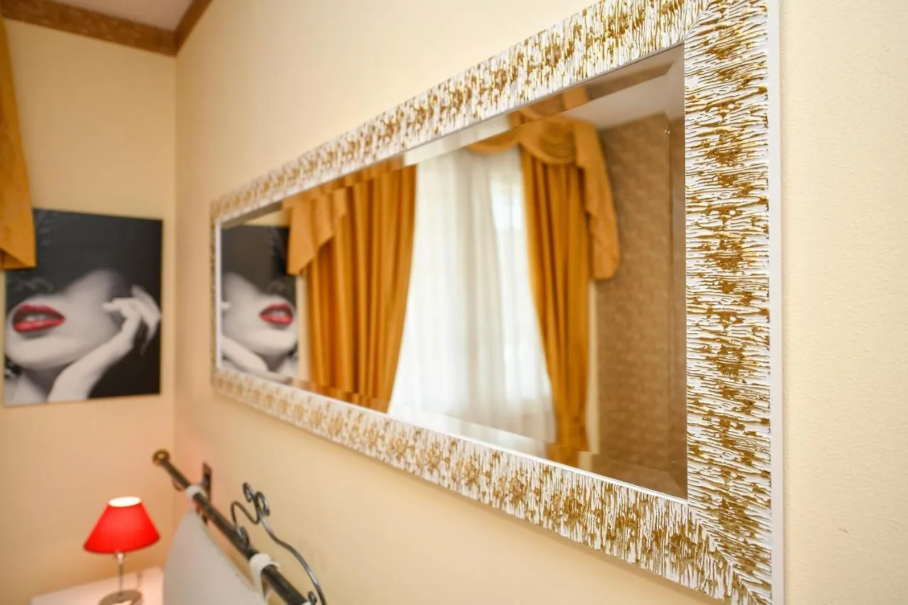 Appartamento Elite Du Lac Desenzano del Garda İtalya
